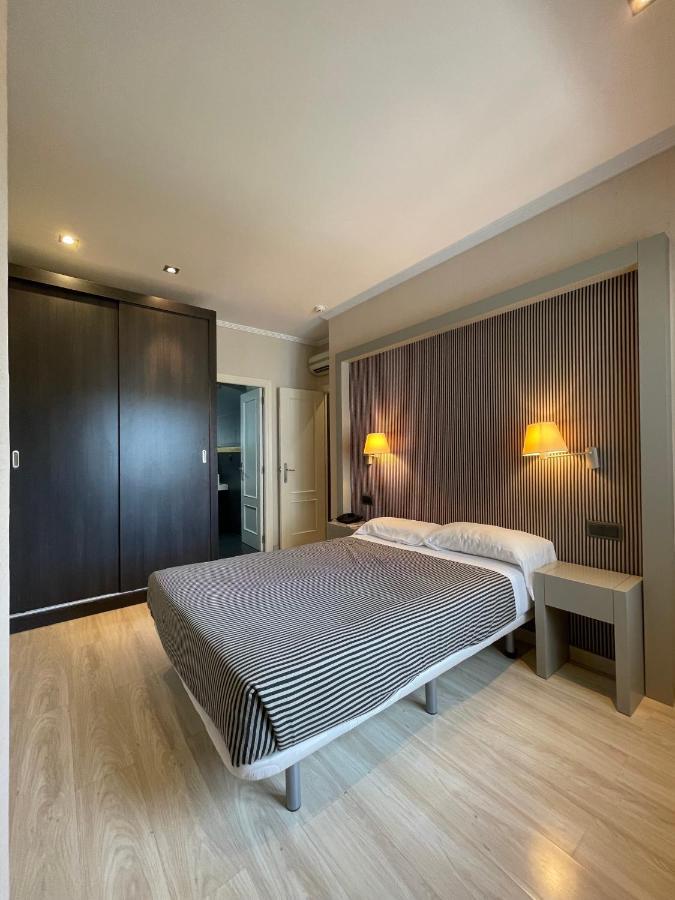 Apartamento Con Piscina Y Parking Appartamento Valenza Esterno foto