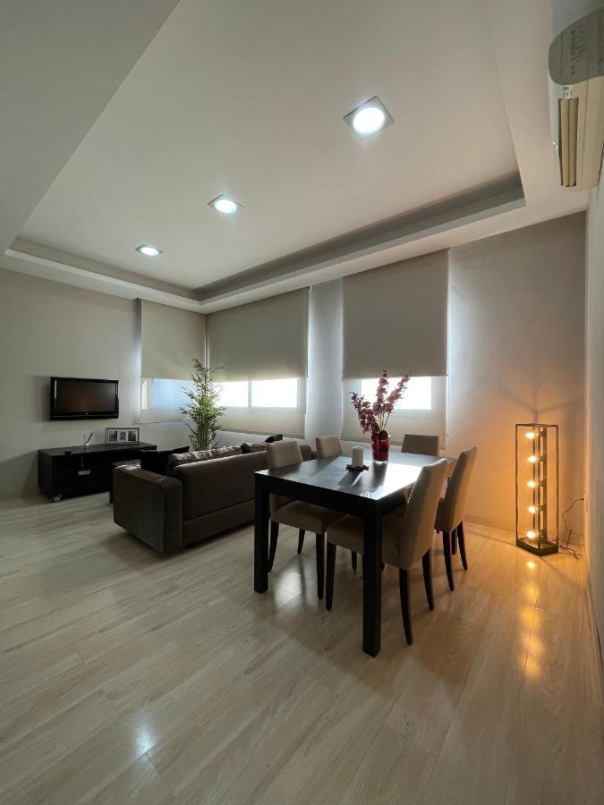 Apartamento Con Piscina Y Parking Appartamento Valenza Esterno foto